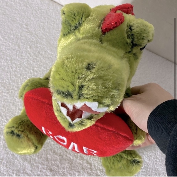 5/$25 MTY International Co Roarsome Green Dinosaur Plush Stuffed Animal - Picture 2 of 10